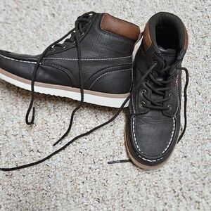Levis Boots for Boys